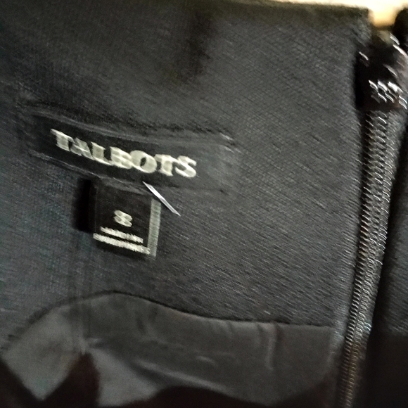 Talbot says eight sleeveless woman's black dress - Picture 3 of 3